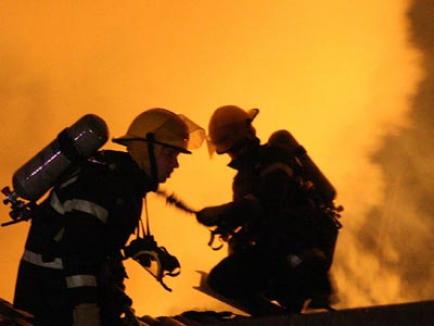 Incendiu la o casă din Oradea 